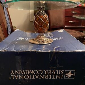 Pineapple Cake Stand